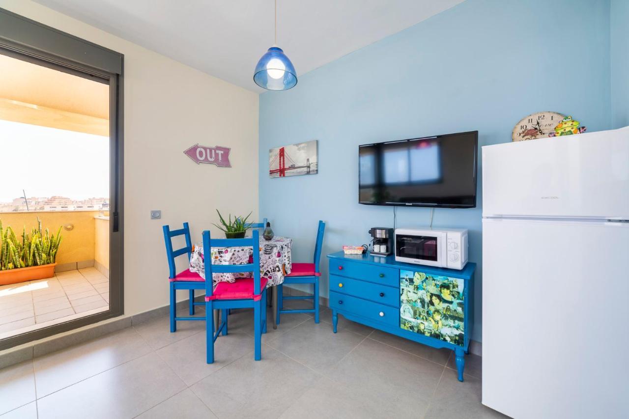 Bed and Breakfast Atico Dentro De Casa Privada Рокетас-де-Мар Экстерьер фото